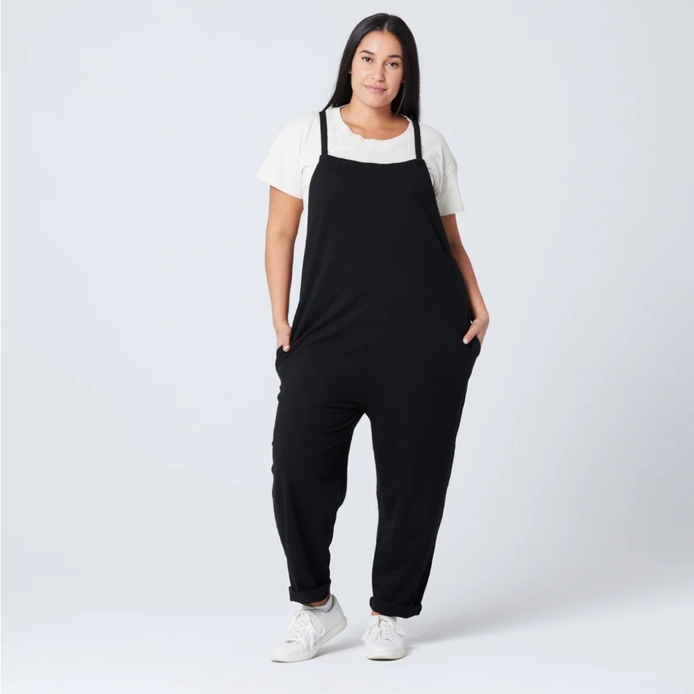 Known Supply Cadence Overall, Black - Small